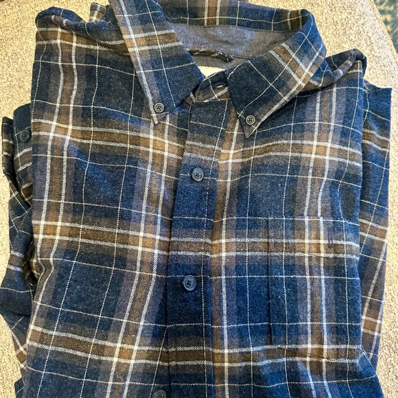 BUNDLE 4 FLANNELS! Weatherproof Men's Casual Plaid Button Down Shirts (1 NWT) - Picture 8 of 8
